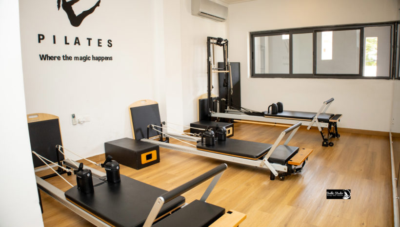 Pilates Reformer : la méthode douce qui transforme votre corps en profondeur Pilates Reformer : la méthode douce qui transforme votre corps en profondeur